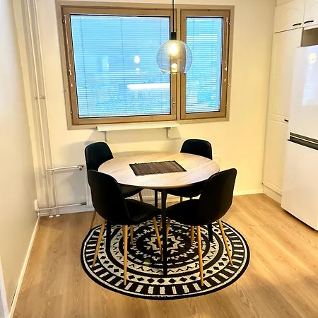 Saunallinen Kaksio Jyvaeskylaessae 公寓 Jyväskylä